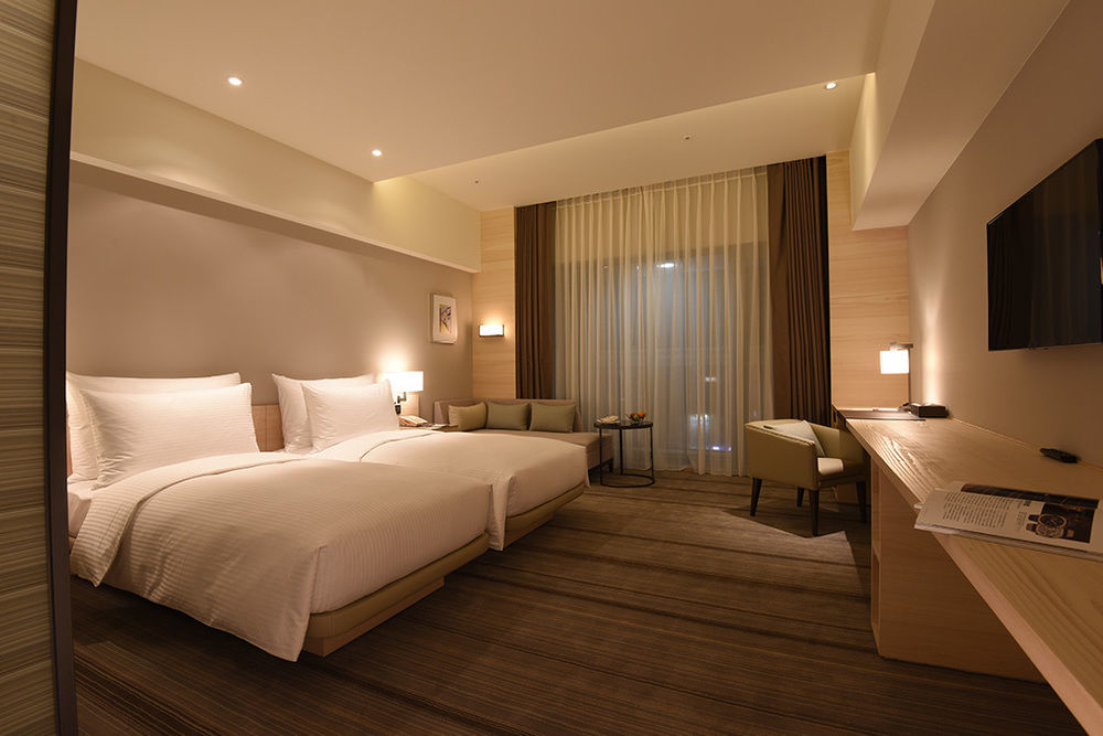 Hotel Cozzi Ximen Тайнан Екстериор снимка