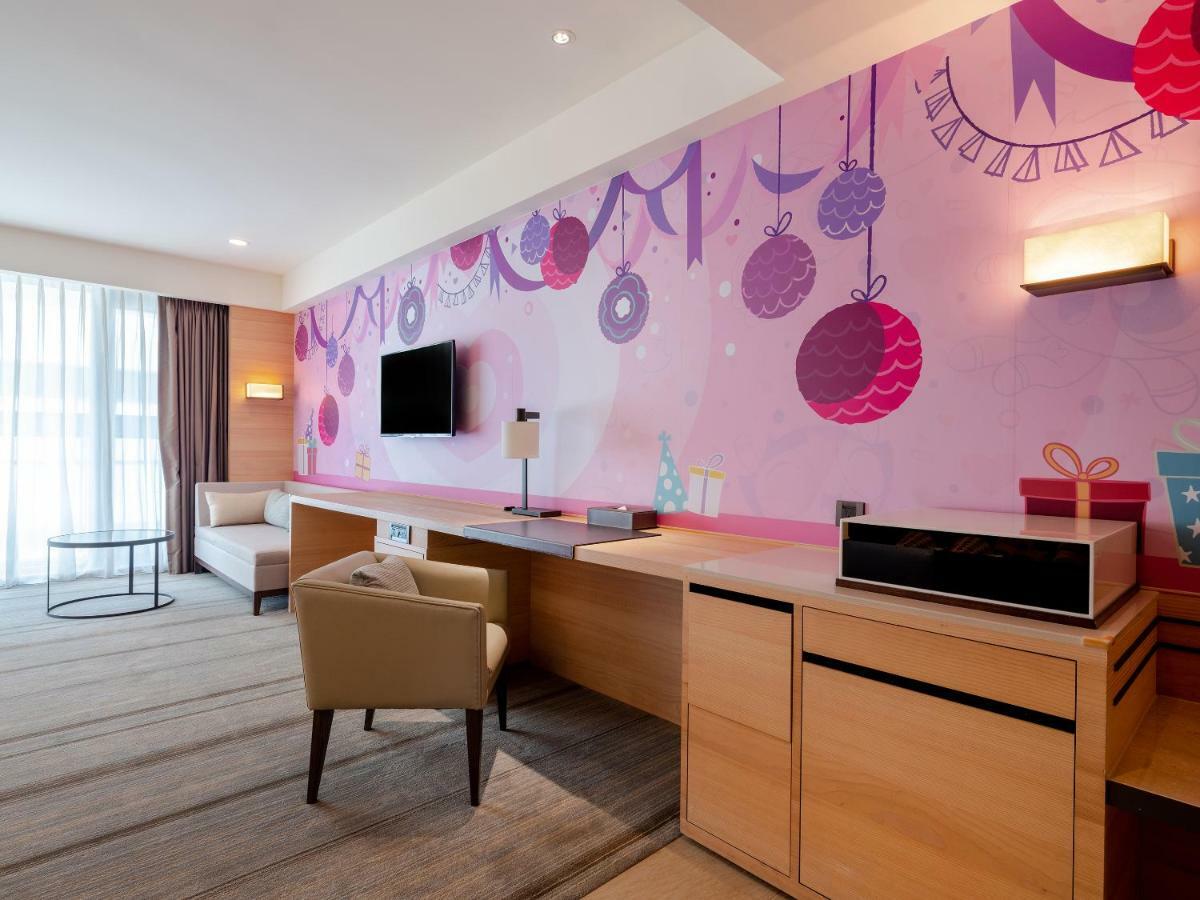 Hotel Cozzi Ximen Тайнан Екстериор снимка