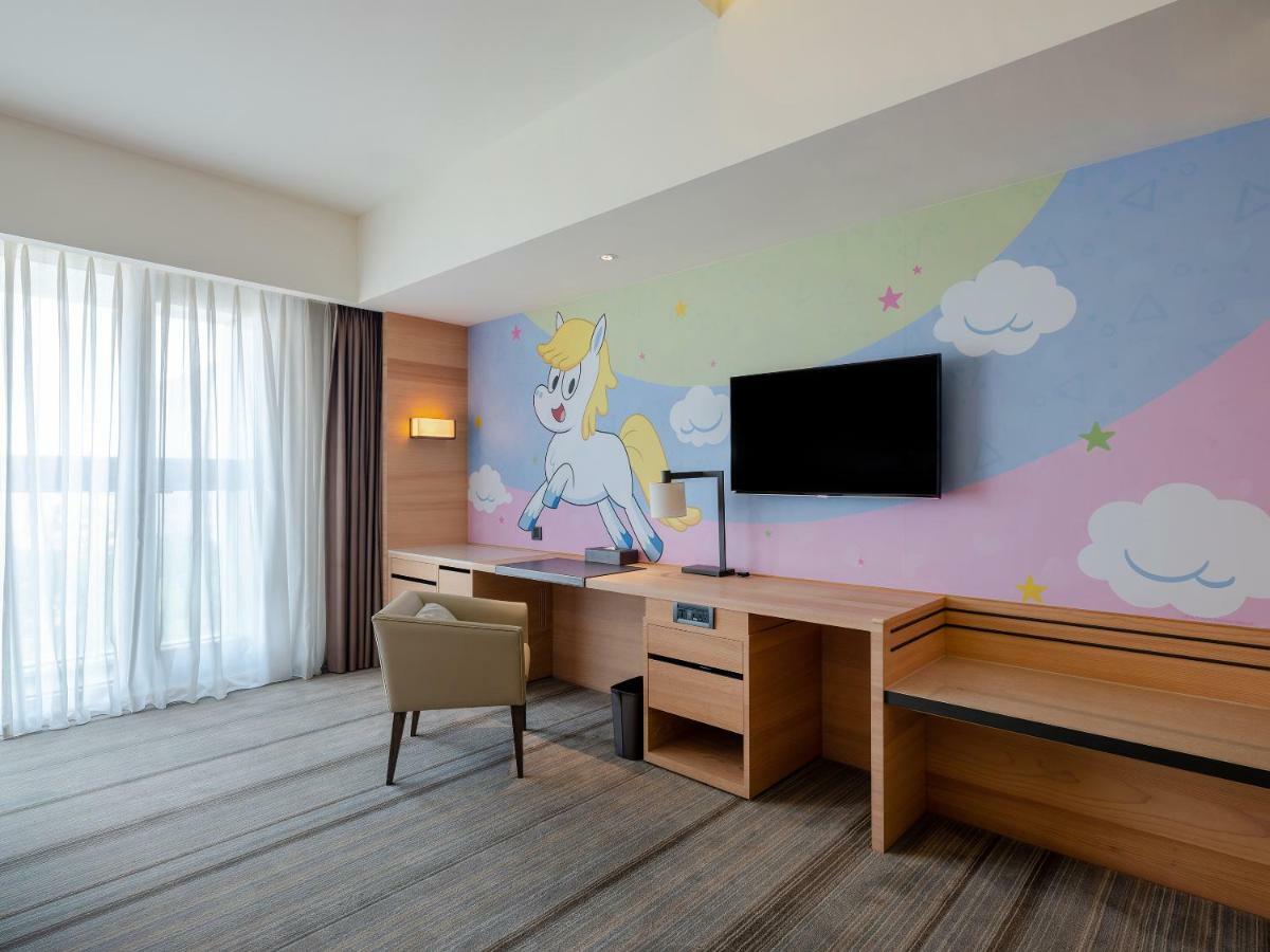Hotel Cozzi Ximen Тайнан Екстериор снимка