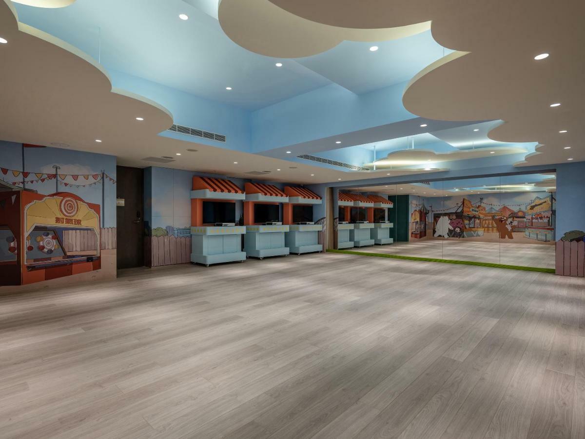 Hotel Cozzi Ximen Тайнан Екстериор снимка
