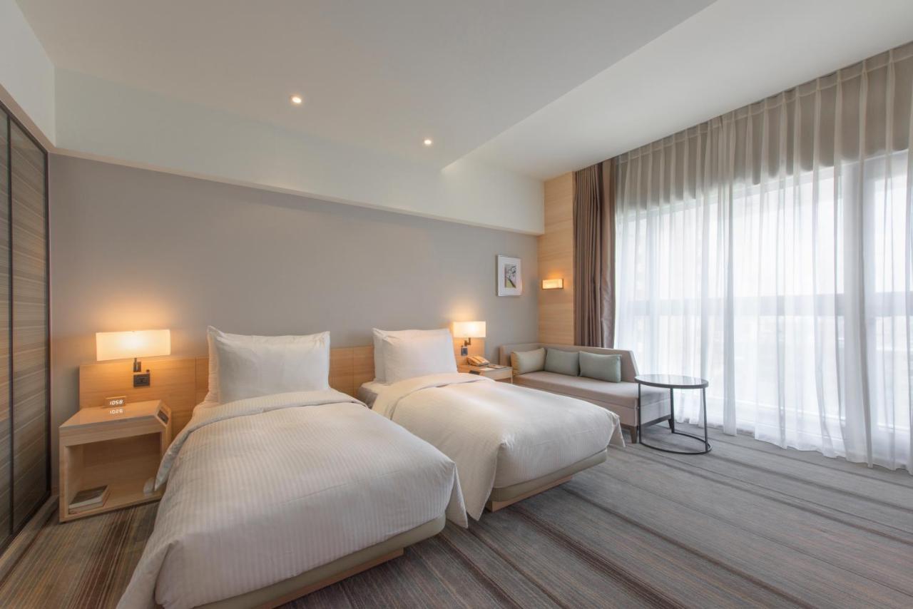 Hotel Cozzi Ximen Тайнан Екстериор снимка